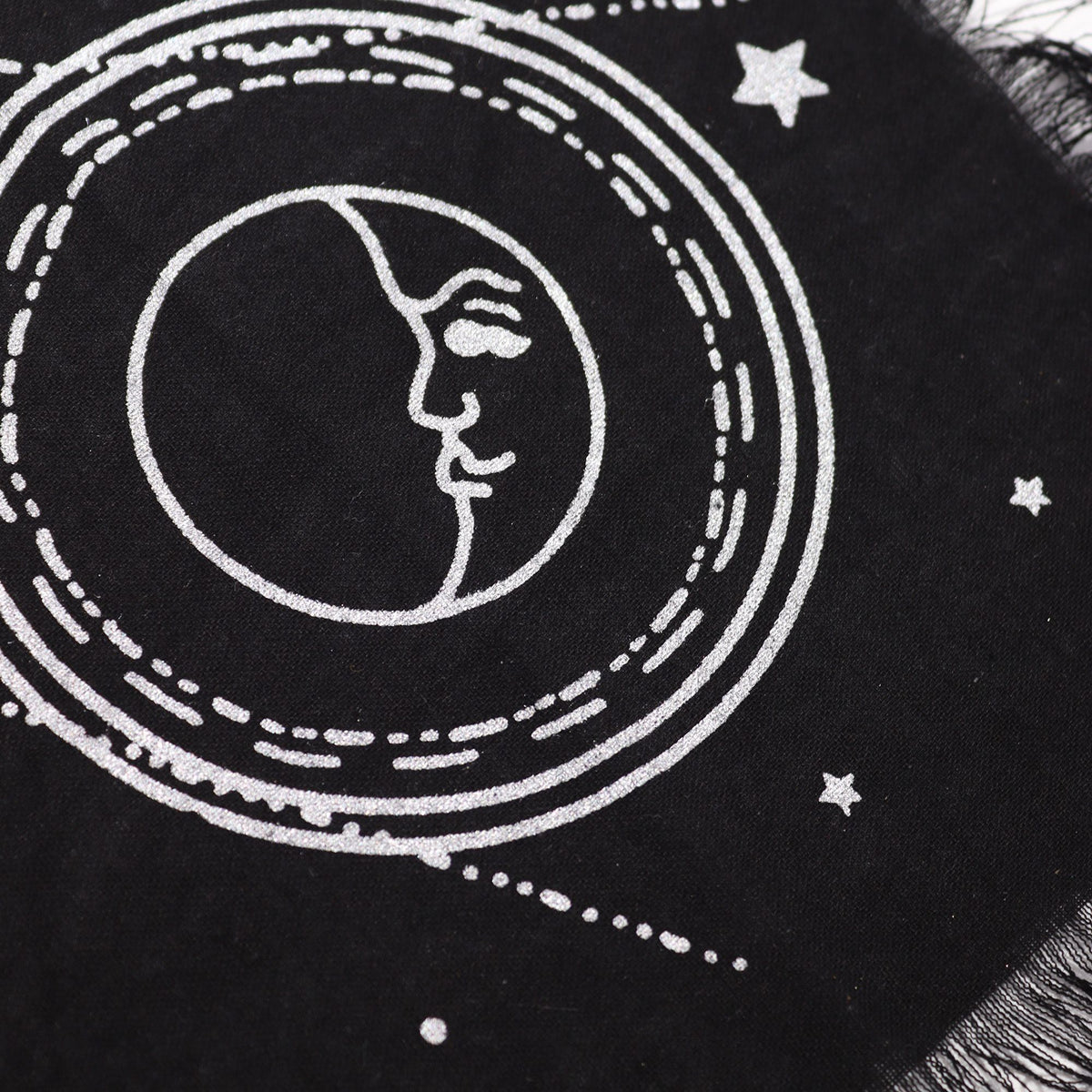Mantel de altar con flecos · Carta lunar y solar