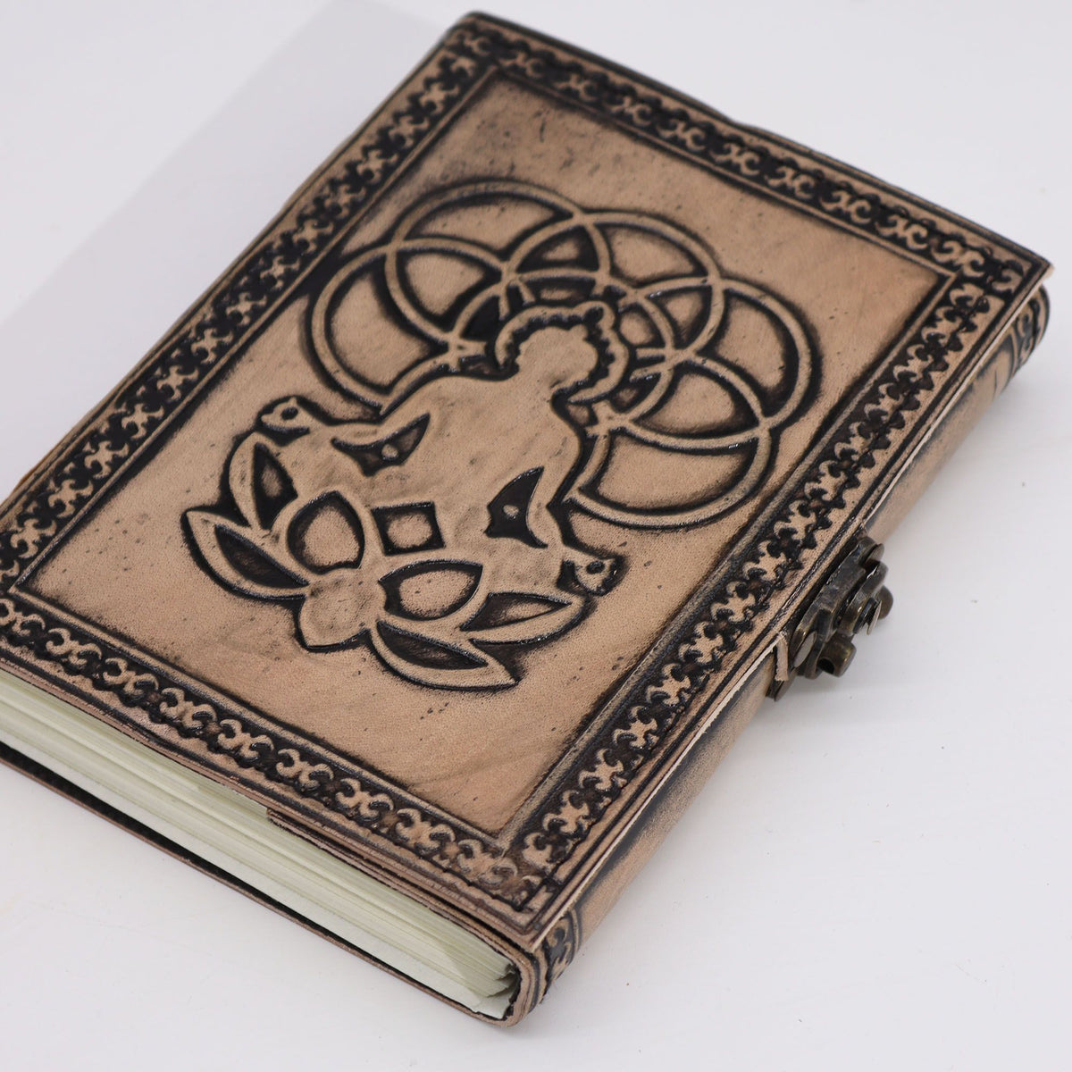 Cuaderno esotérico vintage · Buda