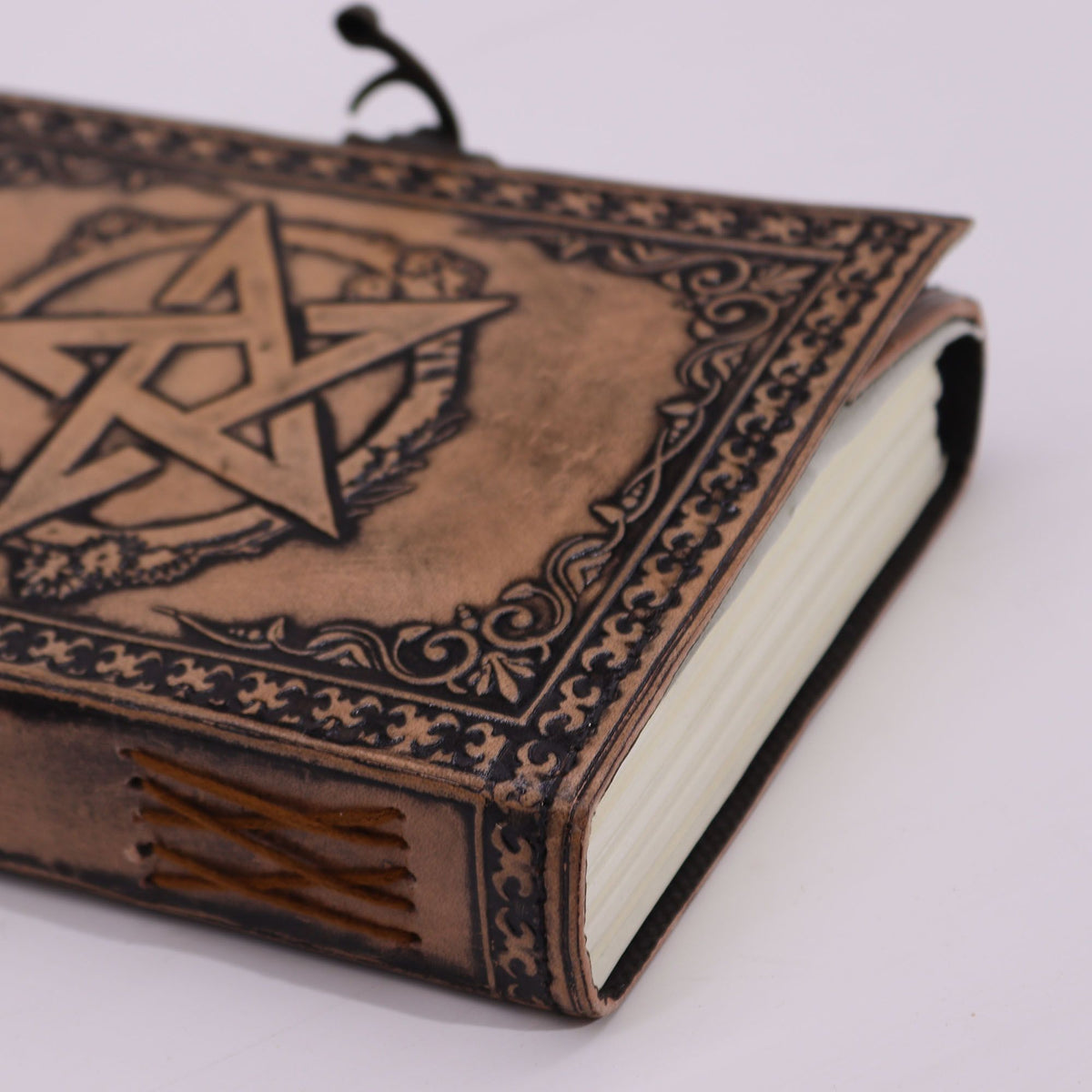 Cuaderno esotérico vintage · Pentáculo