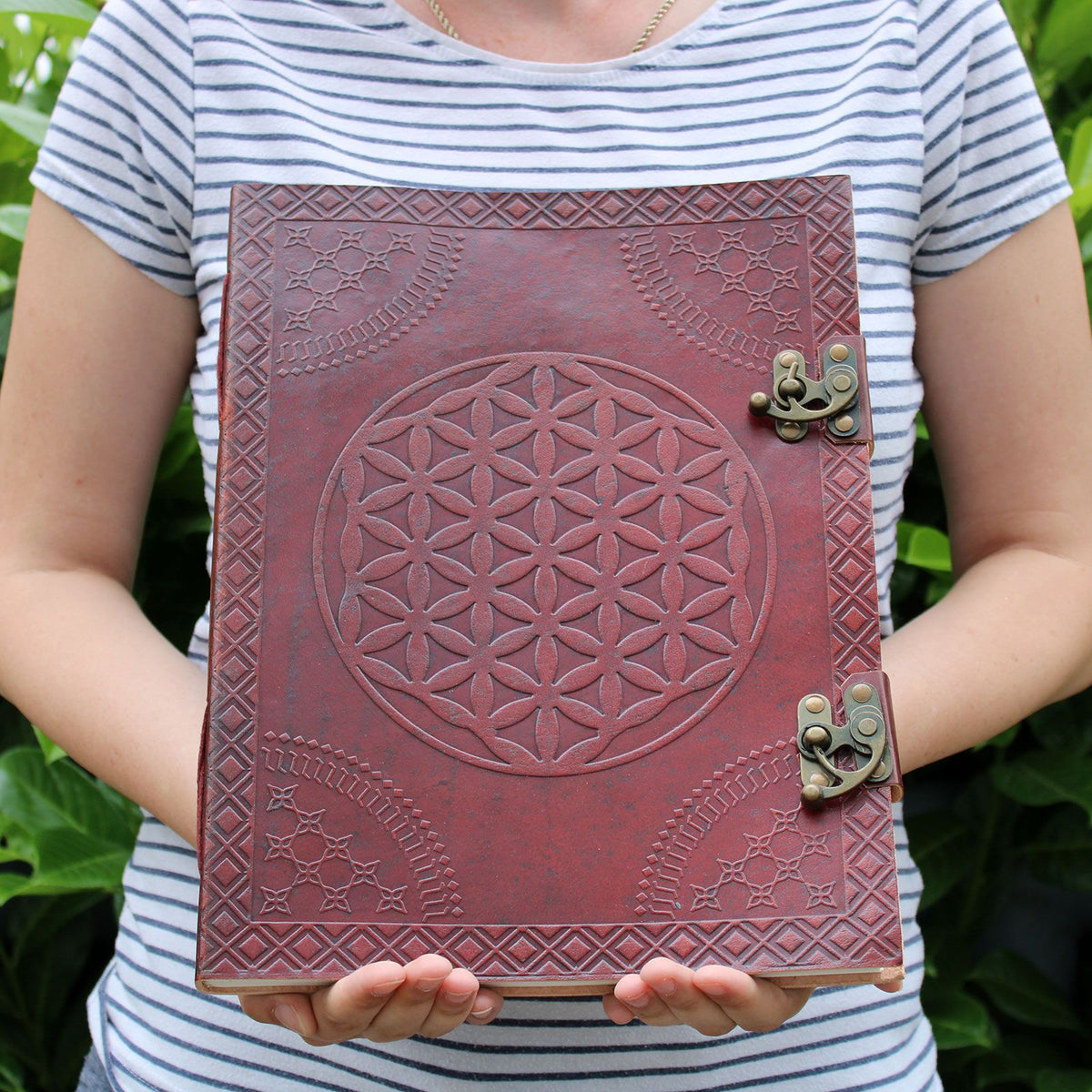 Cuaderno grande de cuero · Flor de la vida