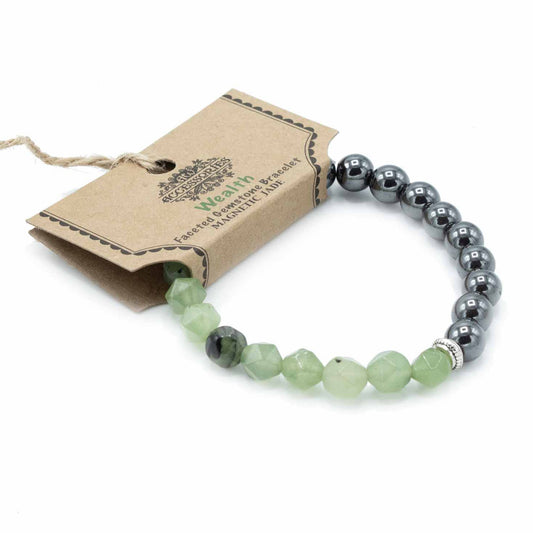 Pulsera de jade tallada