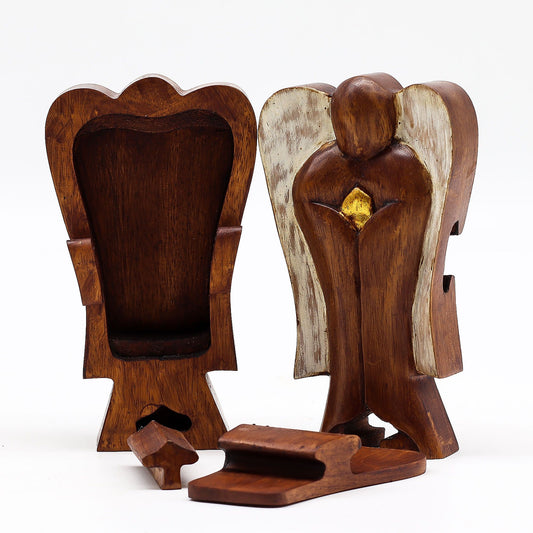Ángel de madera con compartimento secreto · Amor