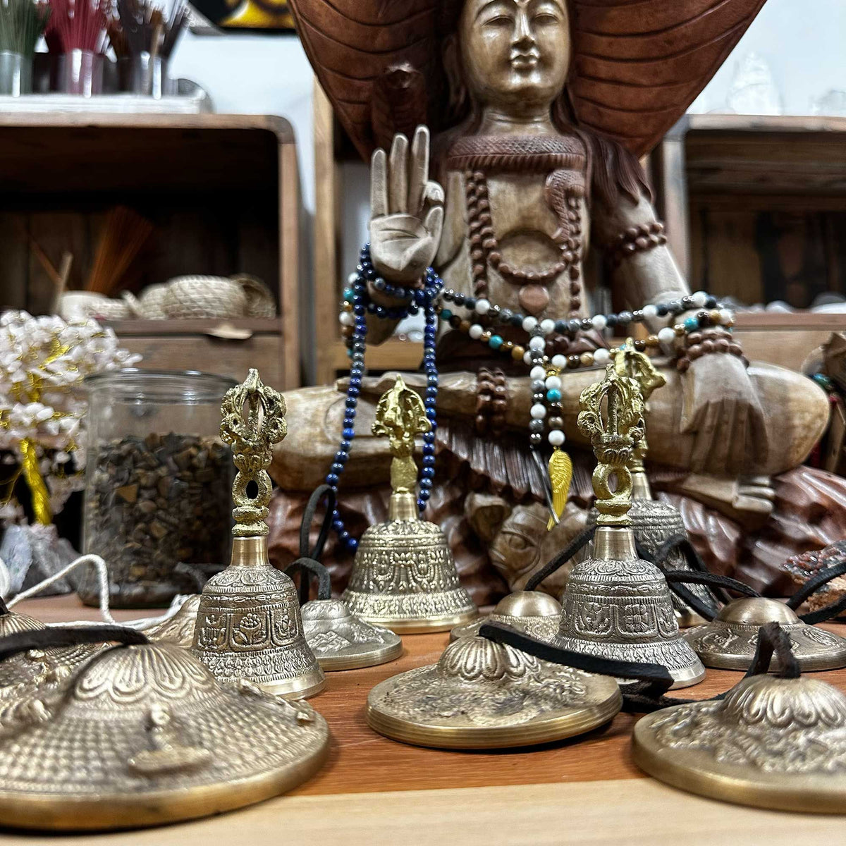 Campana tibetana mediana · 6 × 11,5 cm