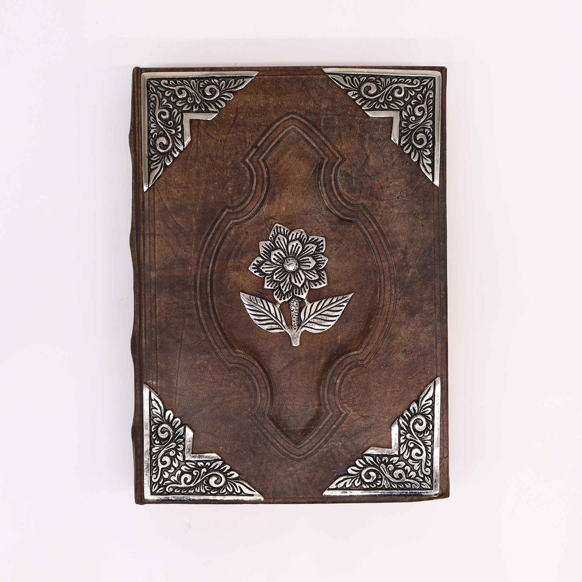 Cuaderno de cuero rojo · Rosas de zinc