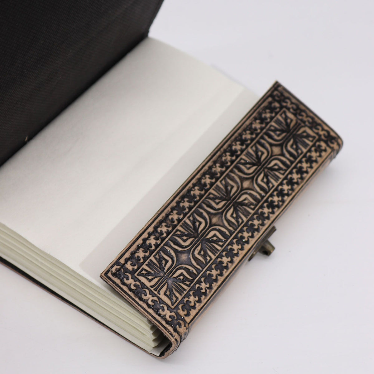 Cuaderno esotérico vintage · Buda