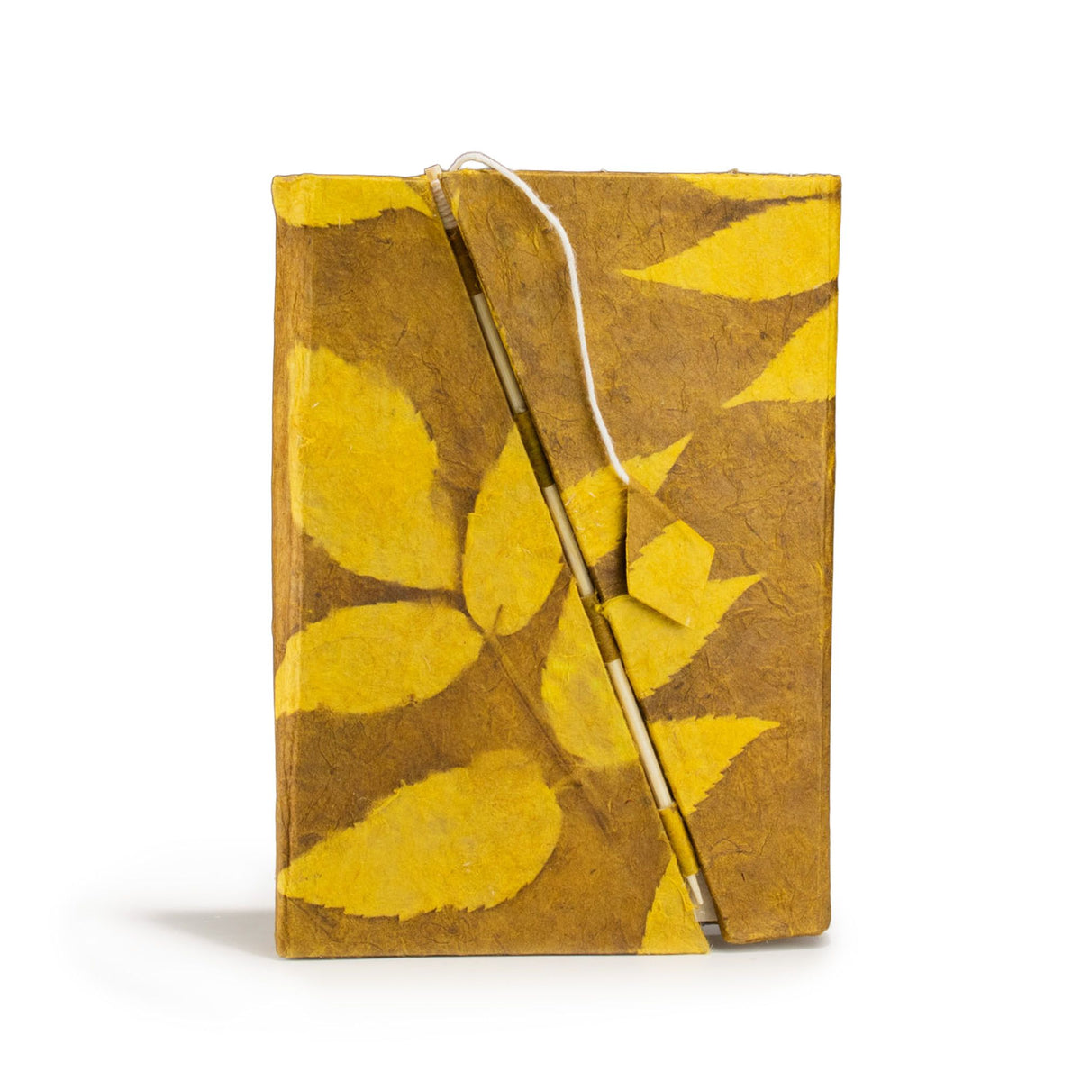 Cuaderno de papel lokta con cierre de bambú · Flores mostaza · 15 × 12 cm