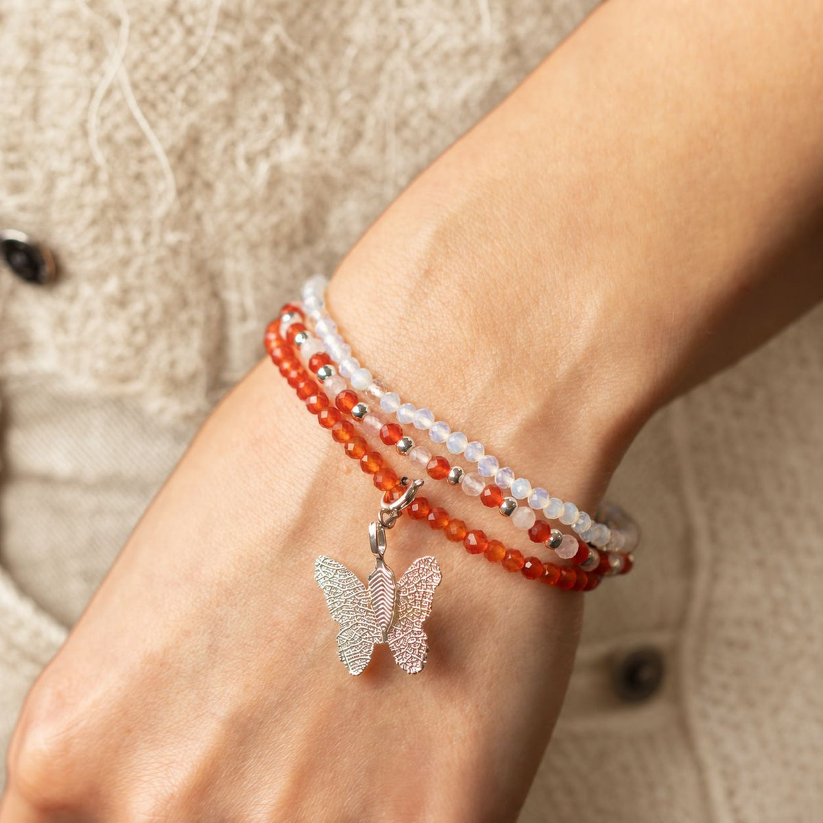 Set de 3 pulseras de piedras Espíritu de Ninfa · Luna de sangre