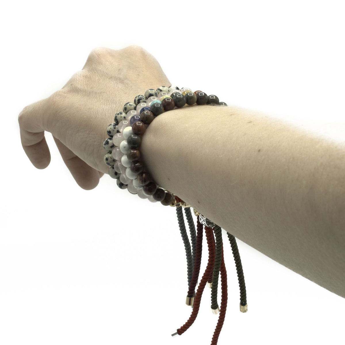 Pulsera de hilo gris con jaspe dálmata · Ajustable