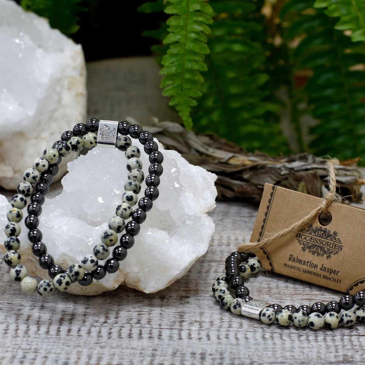 Pulsera de jaspe dálmata con cuentas magnéticas